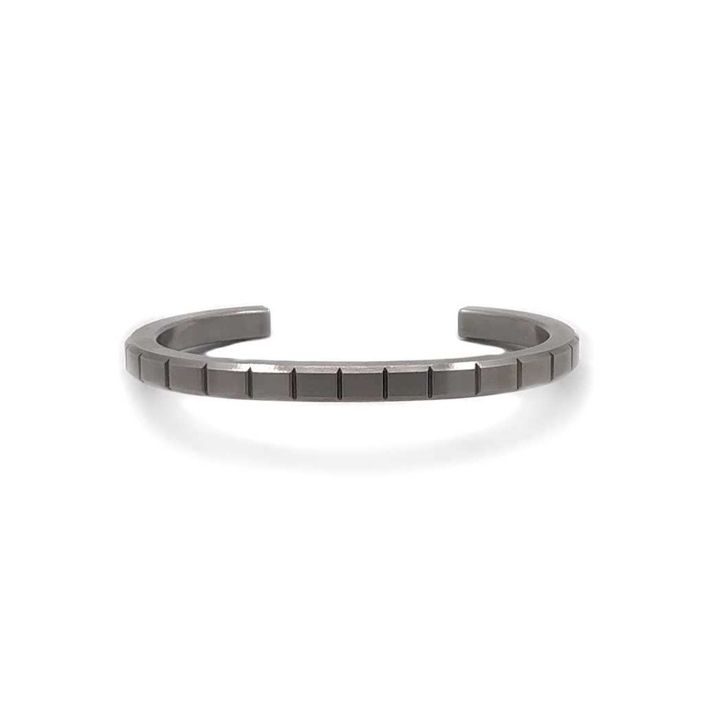 Titanium Cuff - Natural Silver